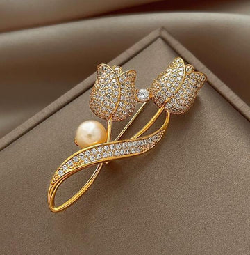 XSB123 - Golden Floral Saree Brooch